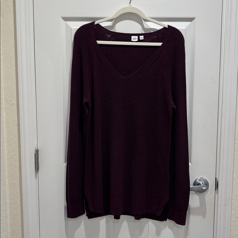 GAP Burgandy Knit V-Neck Sweater